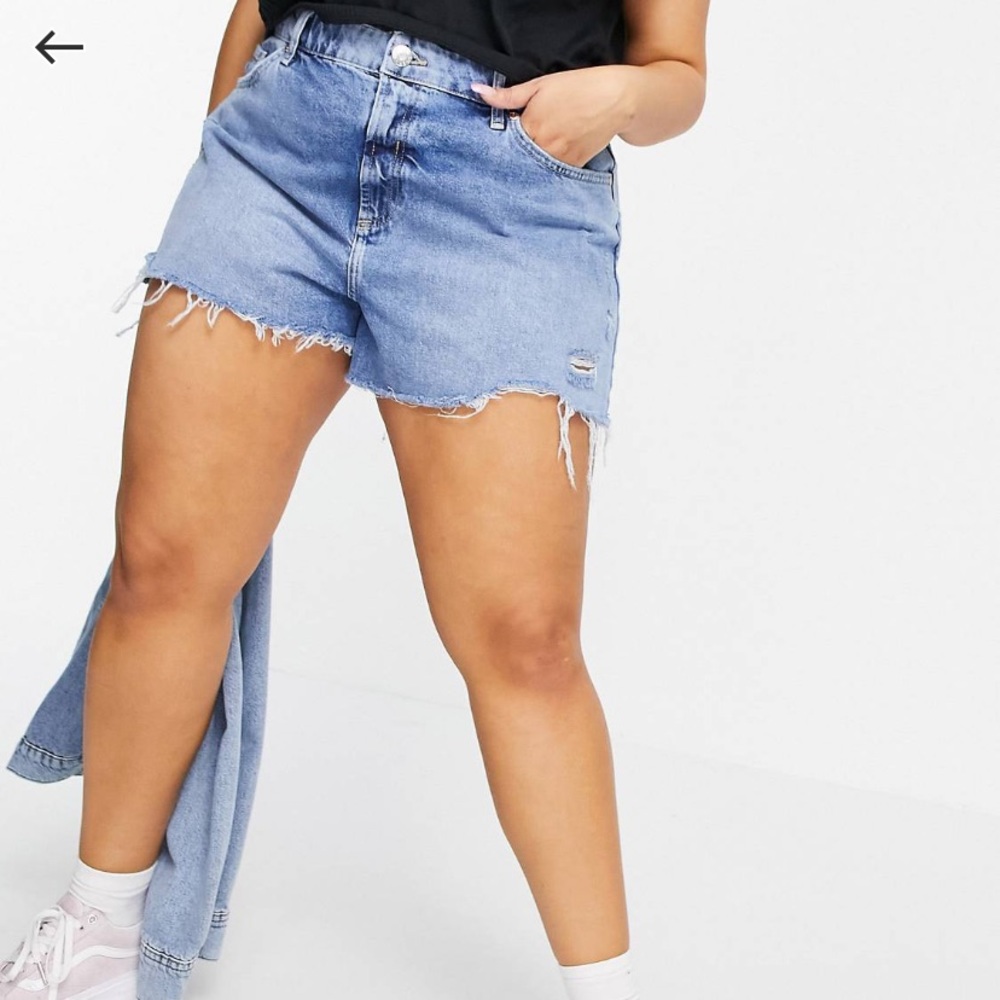River Island Plus Raw Hem Denim Mom Short